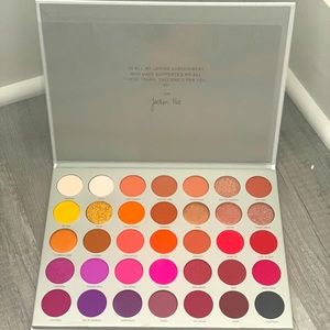 Jaclyn Hill Palette Volume || by Morphe